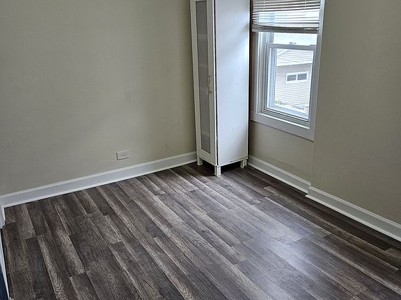 5th image of 3540 S Parnell Ave #2