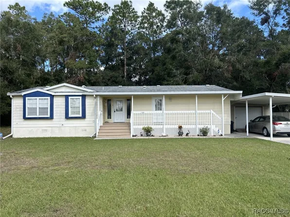 7925 W Fostoria Dr, Dunnellon, FL 34433