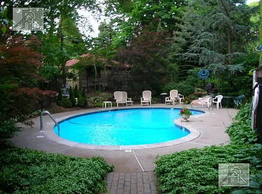 1949 Commonwealth Ave #6 — Photo 8