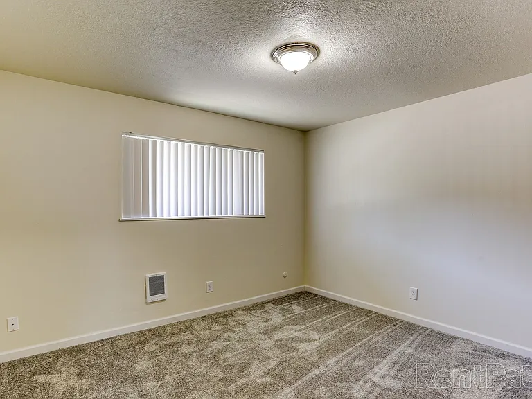 Arrowsmith Apartments — Photo 13