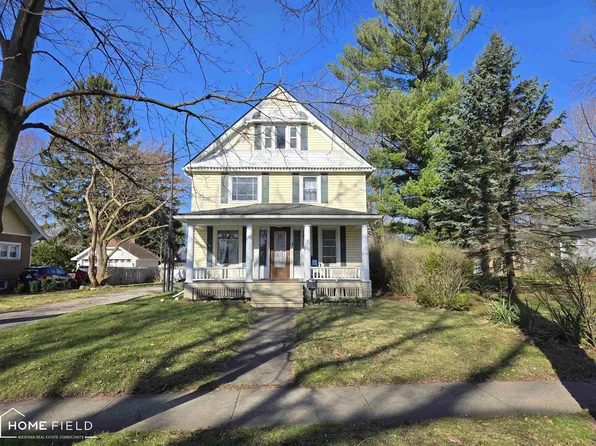 1209 N Washington St, Owosso, MI 48867