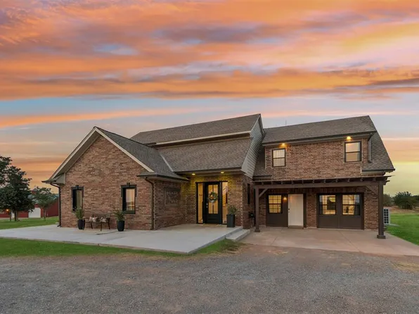 1316 Moffat Rd NW, Piedmont, OK 73078