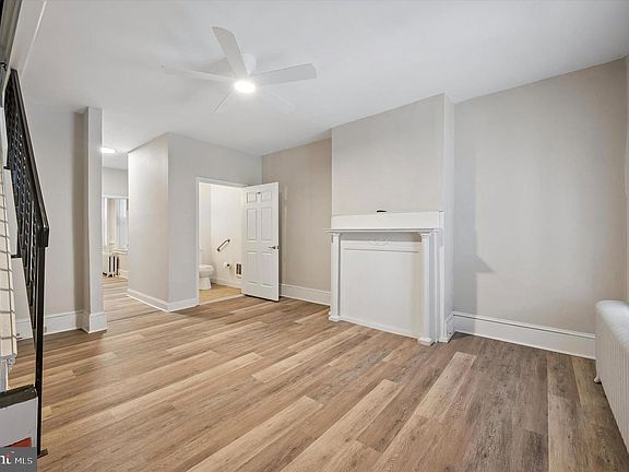 2nd image of 1313 E Rittenhouse St