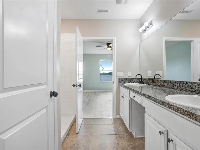 10256 Carloway Hills Dr — Photo 23