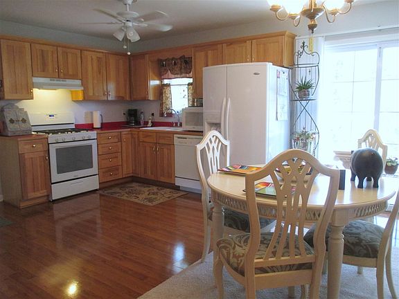 3rd image of 1350 Brizendine Ln