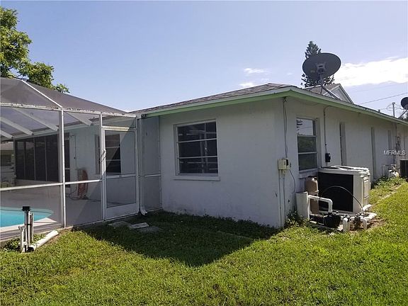 3rd image of 2154 Oyster Creek Dr