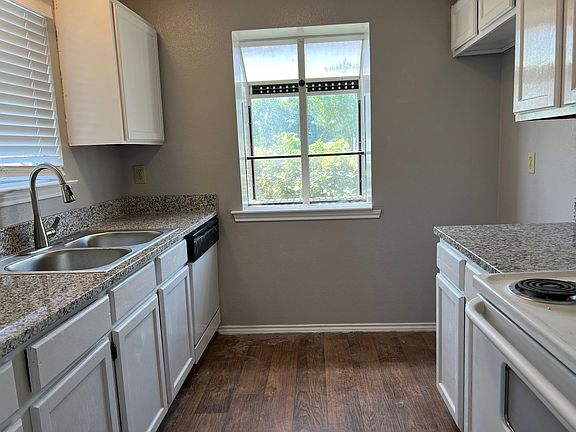 4th image of 5039 Ayrshire Dr