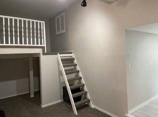 322 E Main St #3, Wilmore, KY 40390