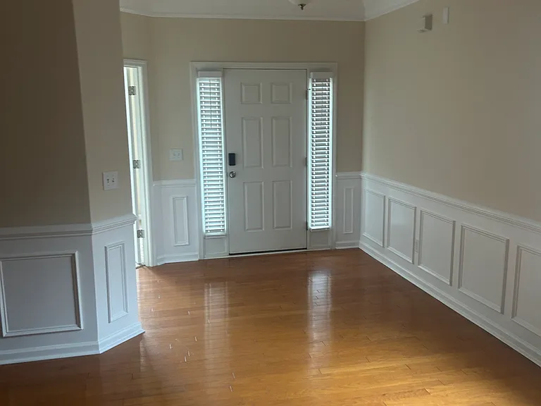 101 Brentmoor Pl — Photo 2