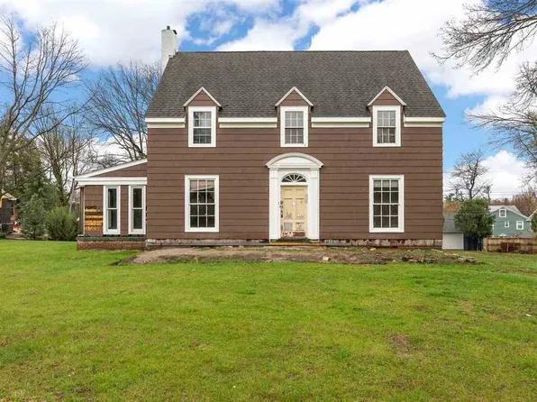 2159 Linden Dr SE, Cedar Rapids, IA 52403