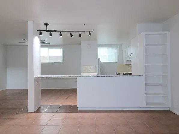 Mission Avenue, 1834 Mission Ave APT 3, San Diego, CA 92116