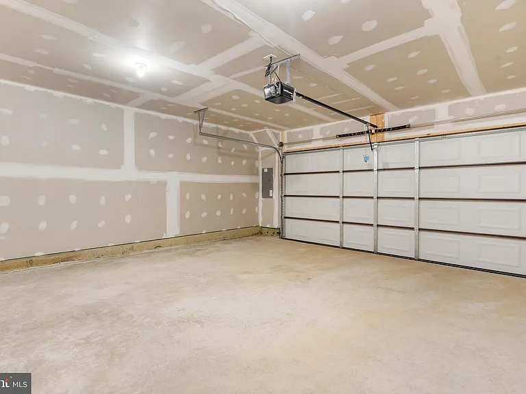 420 Carroll Walk Ave — Photo 31