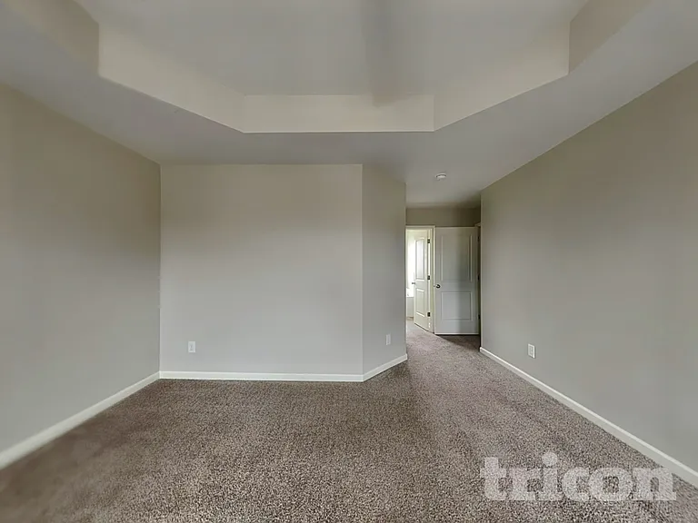 1031 Solomon Ln — Photo 8