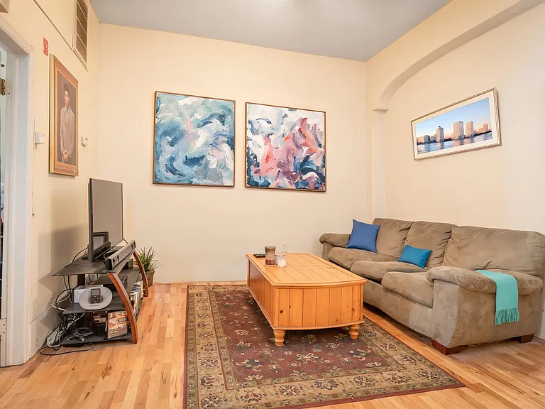 707 Garden St #1 — Photo 2