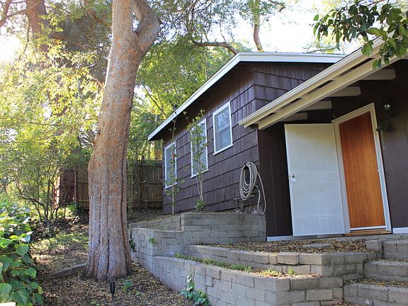 2nd image of 8691 Lookout Mountain Ave
