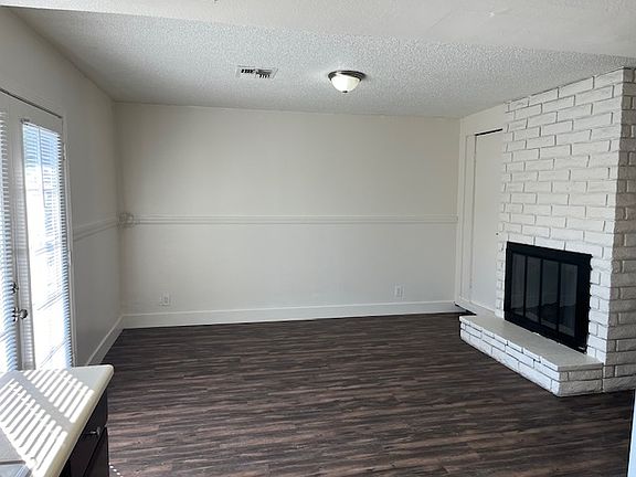 3rd image of 5613 Deal Dr