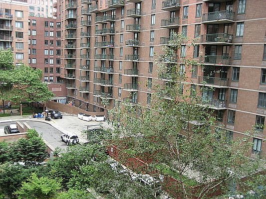 4th image of 350 Albany St APT 4J
