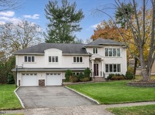 165 Chadwick Pl, Glen Rock, NJ 07452