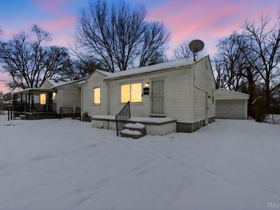 26641 New York St, Inkster, MI, 48141