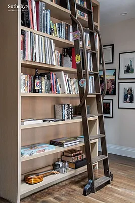 Sold by Sotheby's International Realty | media 6