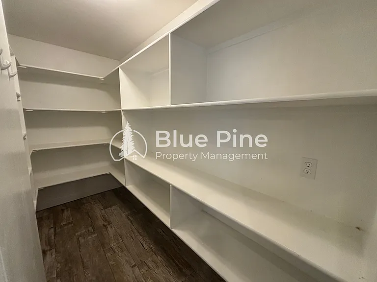 5506 Eaglewood Dr — Photo 6