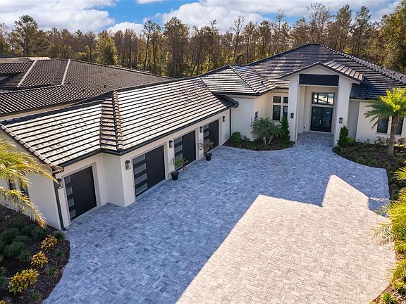 3rd image of 15144 PENDIO DRIVE