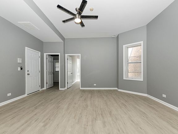 2nd image of 5226 S Michigan Ave #3