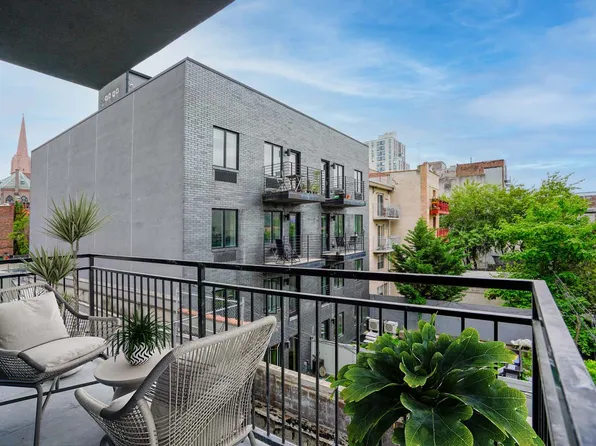 64 Stagg Street image 1 of 7