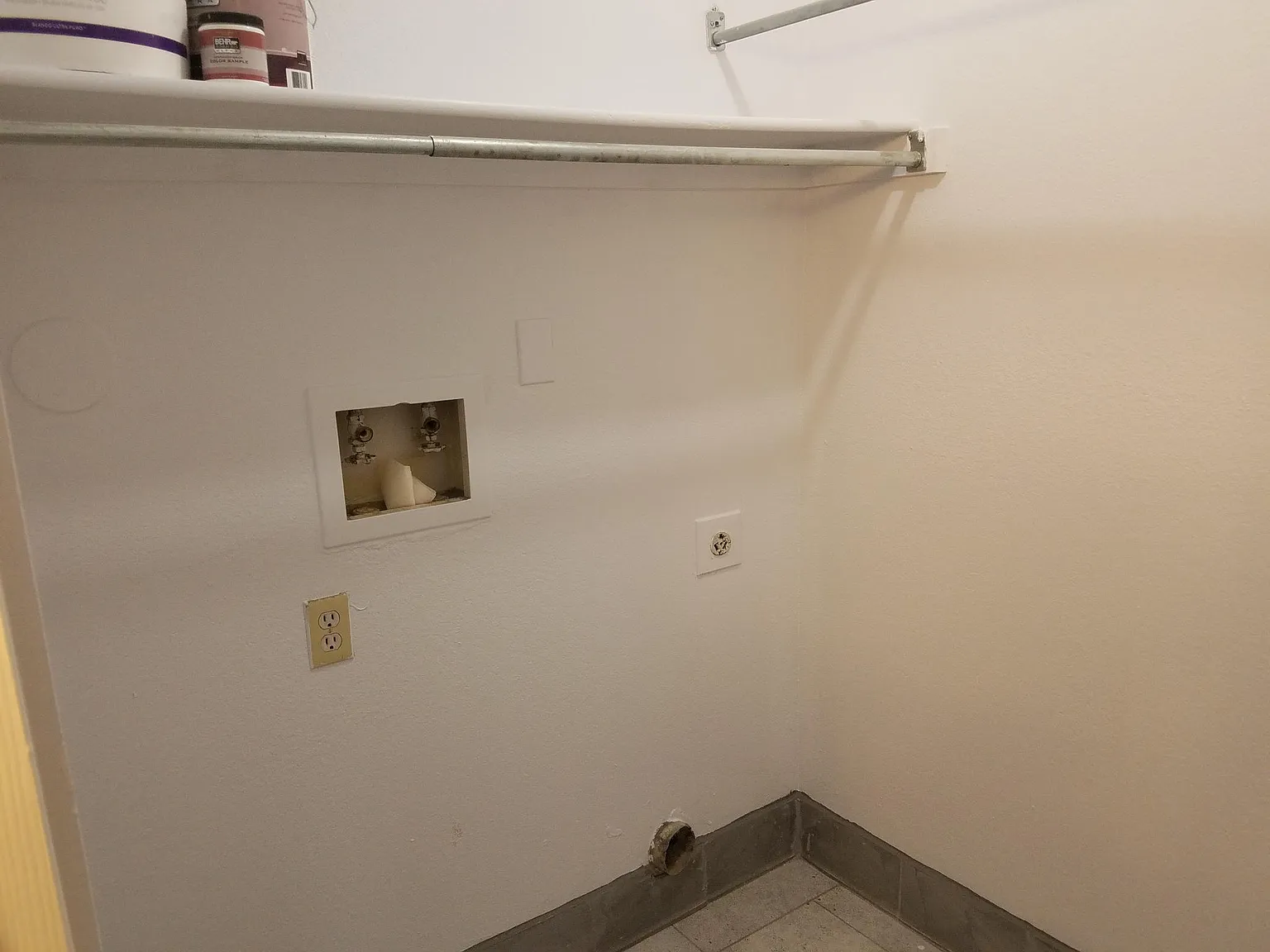 2 bed, 981 sqft, $1,900 — Photo 3