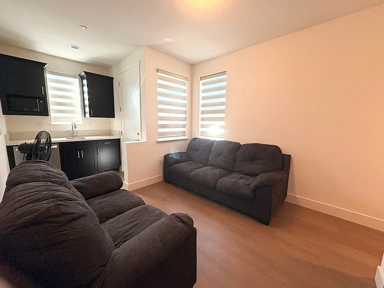 17061 Aldergrove Ct — Photo 7