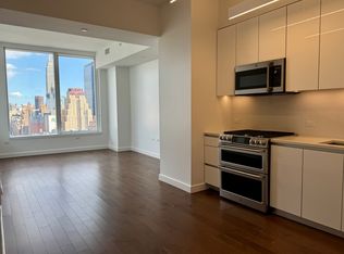 515 W 36th St #34H, New York, NY 10018