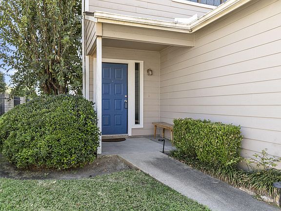 3rd image of 14911 Wunderlich Dr APT 1901