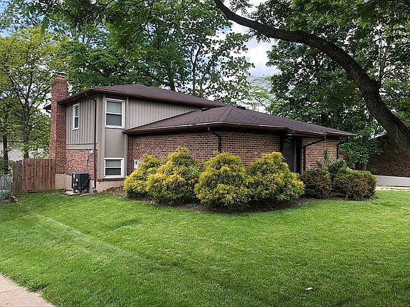 2nd image of 426 White Ash Ct
