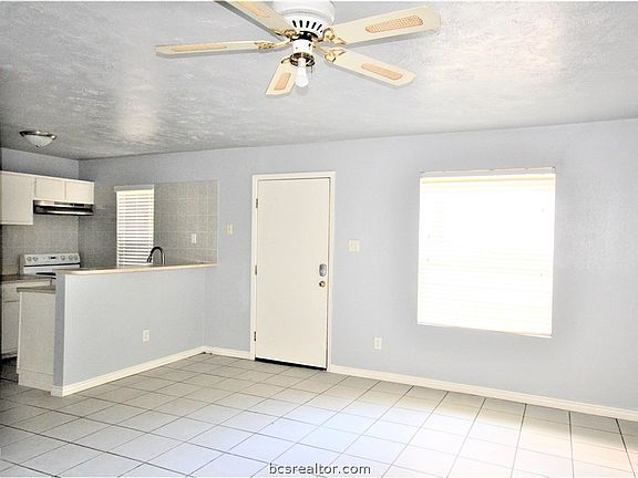 3rd image of 1404 Northpoint Ln