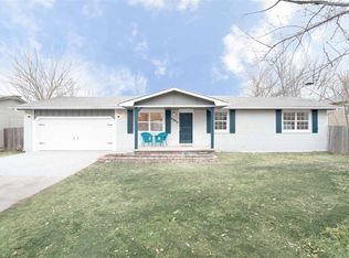 1642 Pin Oak Ct, Rose Hill, KS 67133