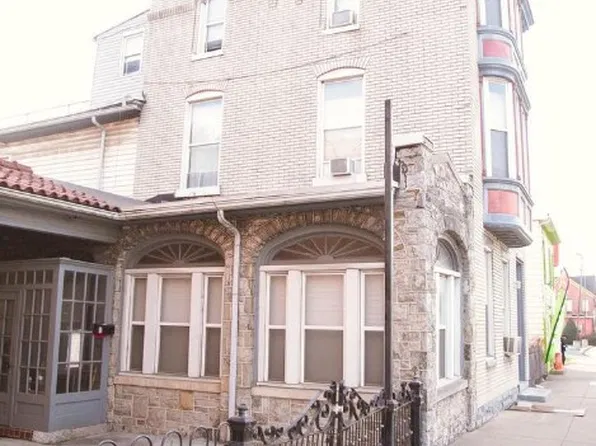 326 N Front St APT 3, Steelton, PA 17113
