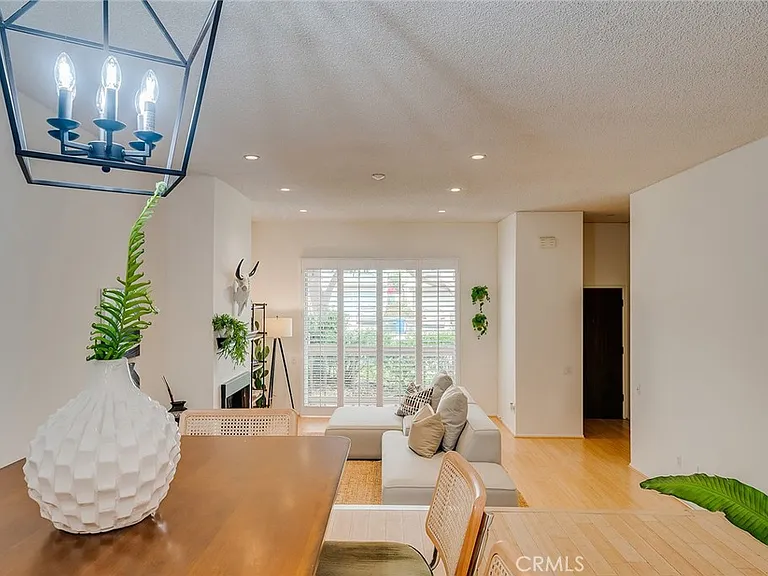 1710 Grant Ave #4 — Photo 3