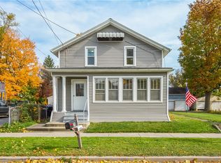 20 N Main St, Manchester, NY 14504