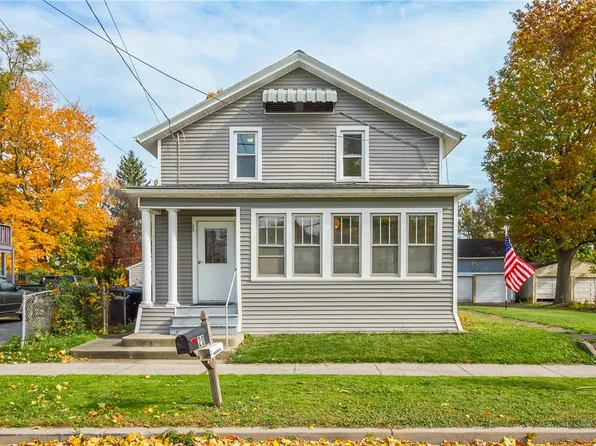 20 N Main St, Manchester, NY 14504