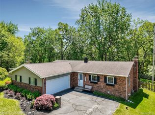 4921 Huron Dr, Clarkston, MI 48348