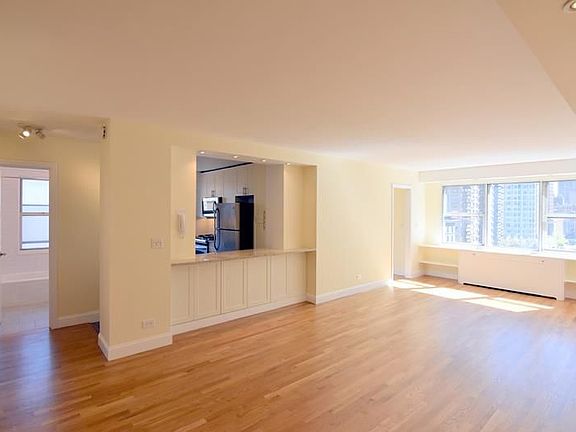 2nd image of 155 E 34th St APT 8G