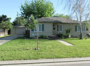 2028 Dora St, Modesto, CA 95354