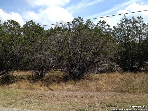 3rd image of 1106 Canyon Springs Dr