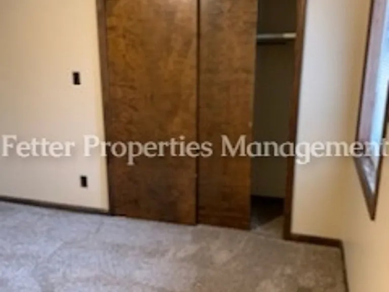 6566 Heathervale Ct — Photo 6