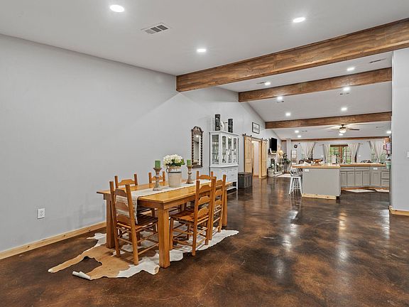 4th image of 86 County Road 21