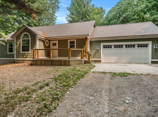 15194 Kelly St, Spring Lake, MI 49456