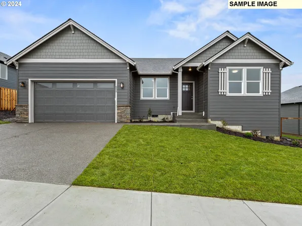 623 NE Pinebreak Ave, Estacada, OR 97023