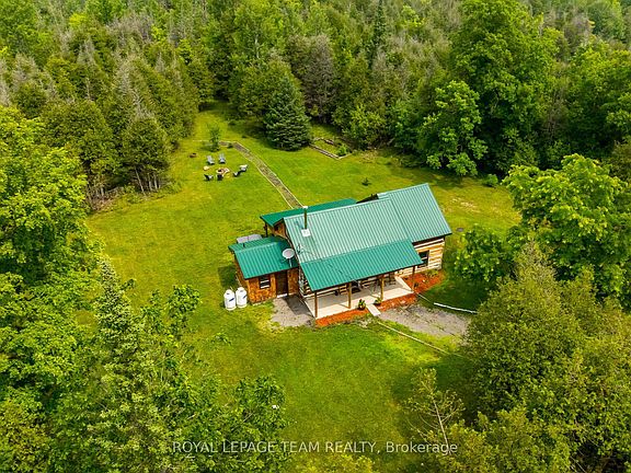2nd image of 786 Richardson Rd