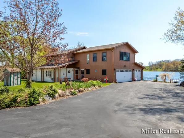 3151 Podunk Lake Rd, Hastings, MI 49058