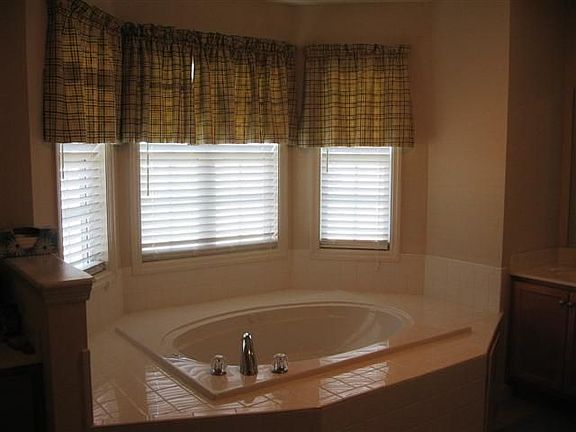 Jetted Tub